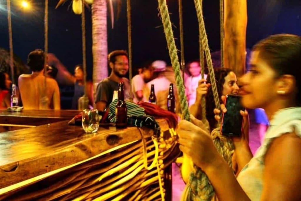 zipolite bar